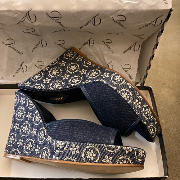 Delman Denim shoes - Picture 2 of 6